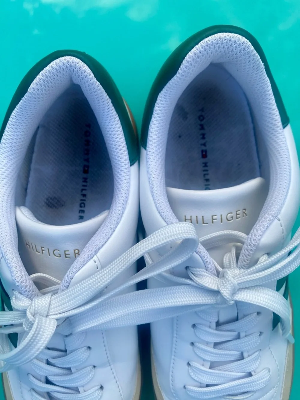 Tommy Hilfiger White Sneakers with Beige Suede & Dark Green Heel - Picture 8 of 8